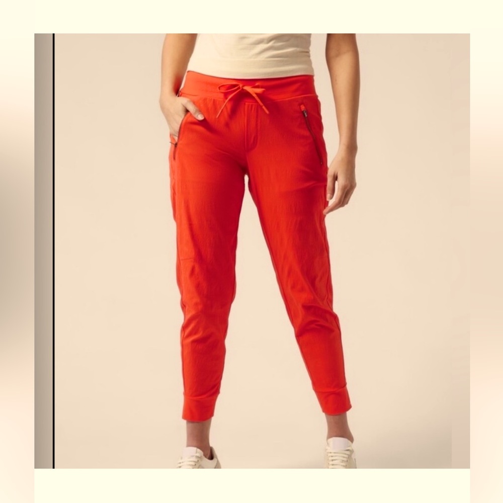 Athleta Trekkie North Jogger